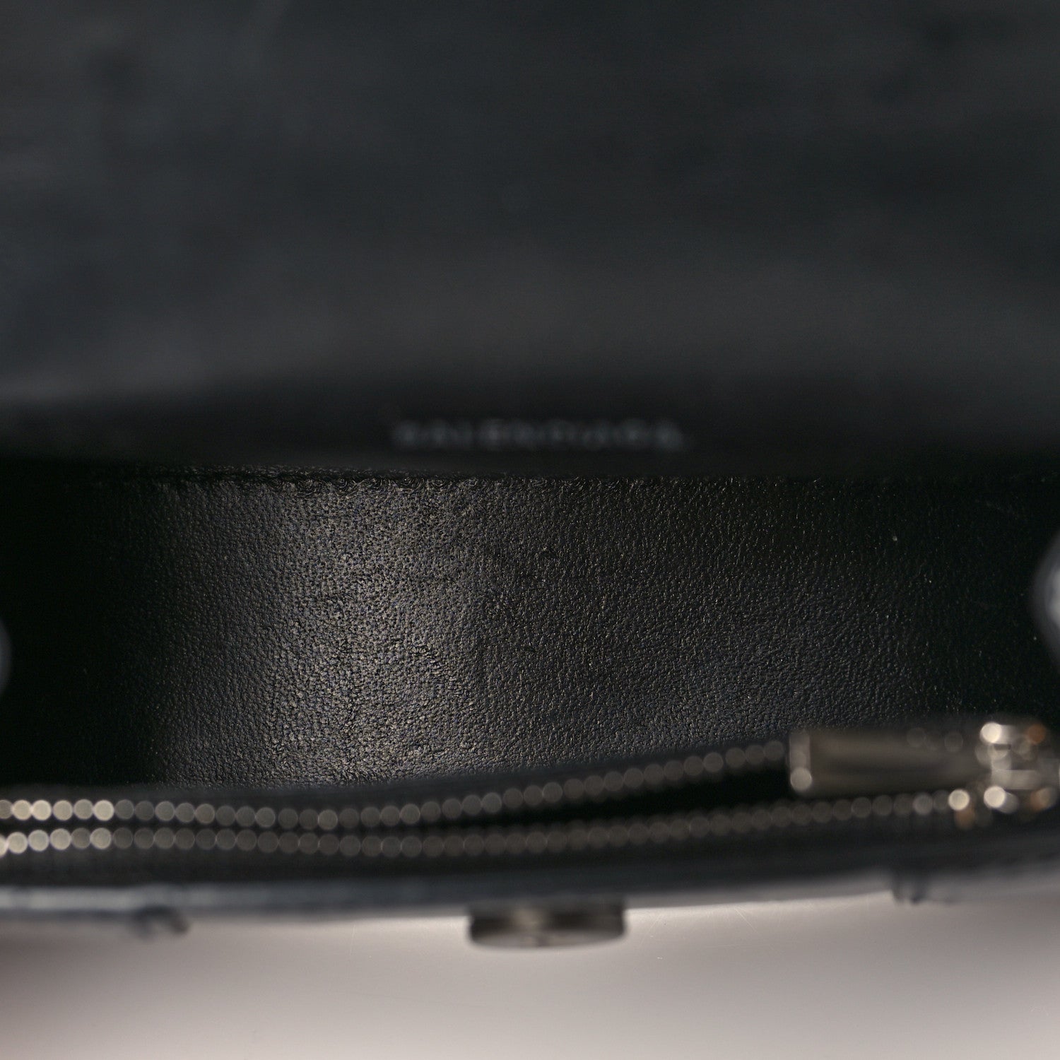 Balenciaga Shiny Calfskin Monochrome Crocodile Embossed Hourglass Chain Cardholder Black 5 of 10