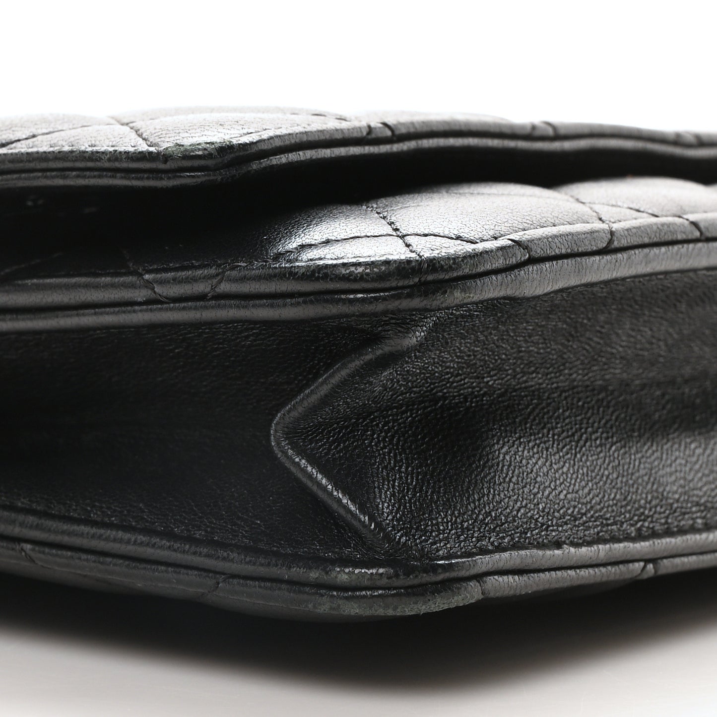 Lambskin Quilted Wallet On Chain WOC Black
