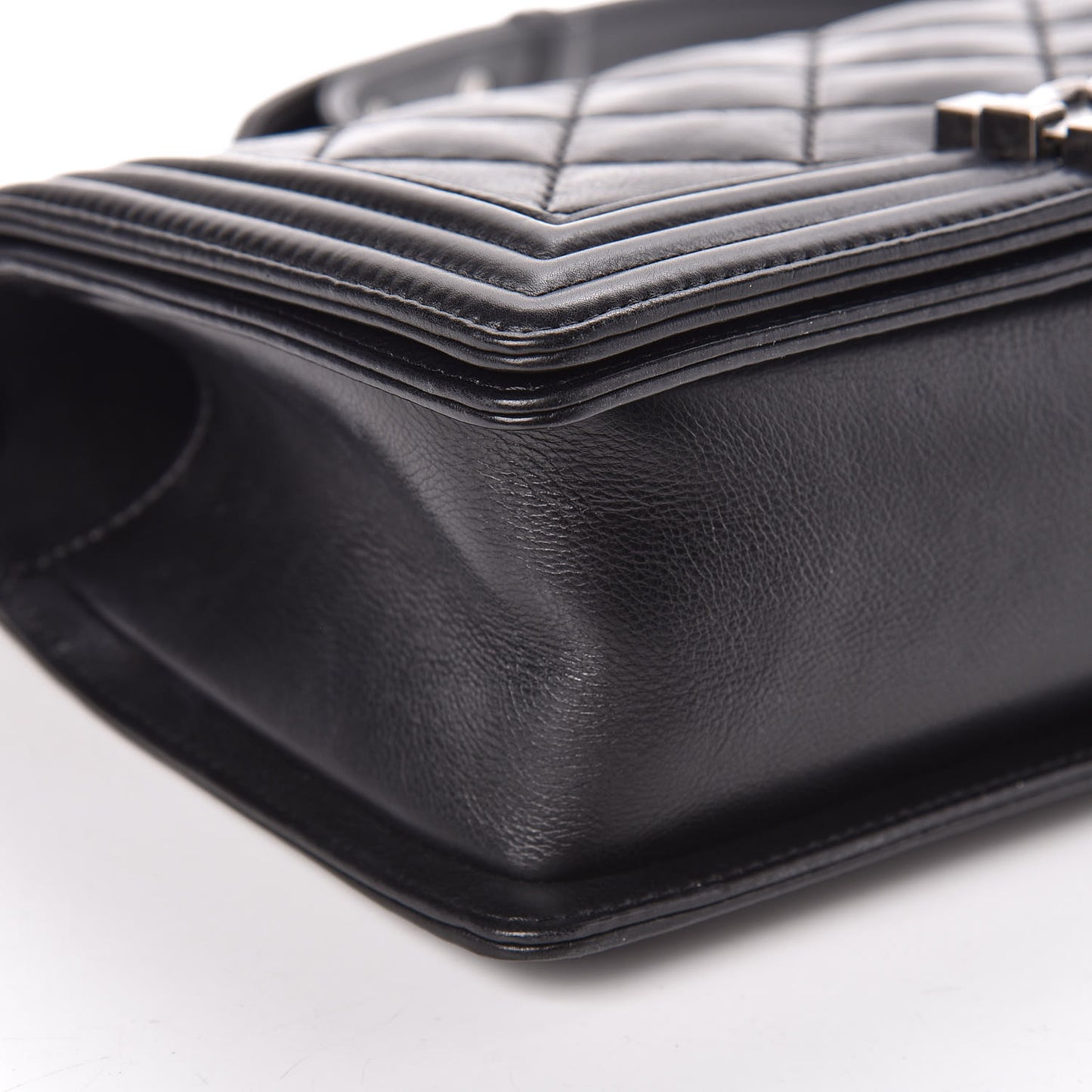 Calfskin Double Stitch Medium Boy Flap Black