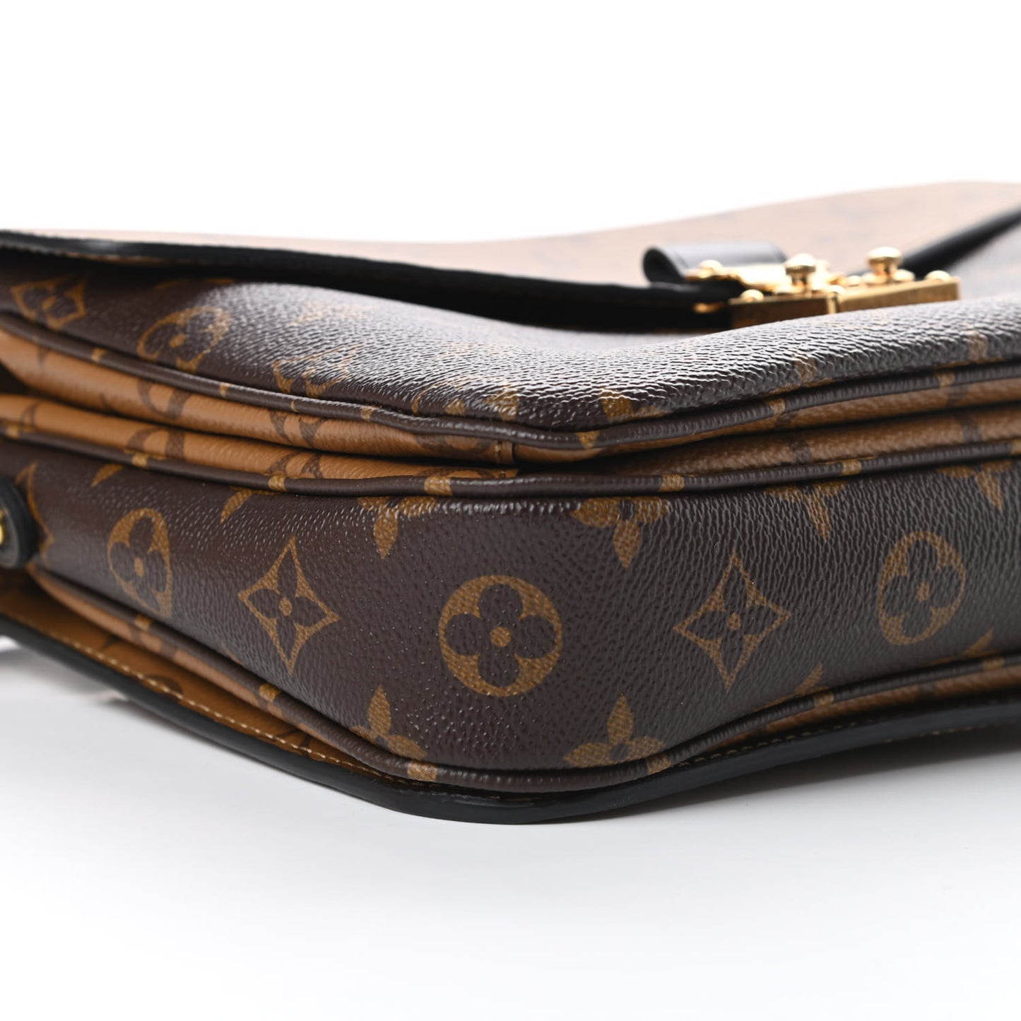 Reverse Monogram Pochette Metis
