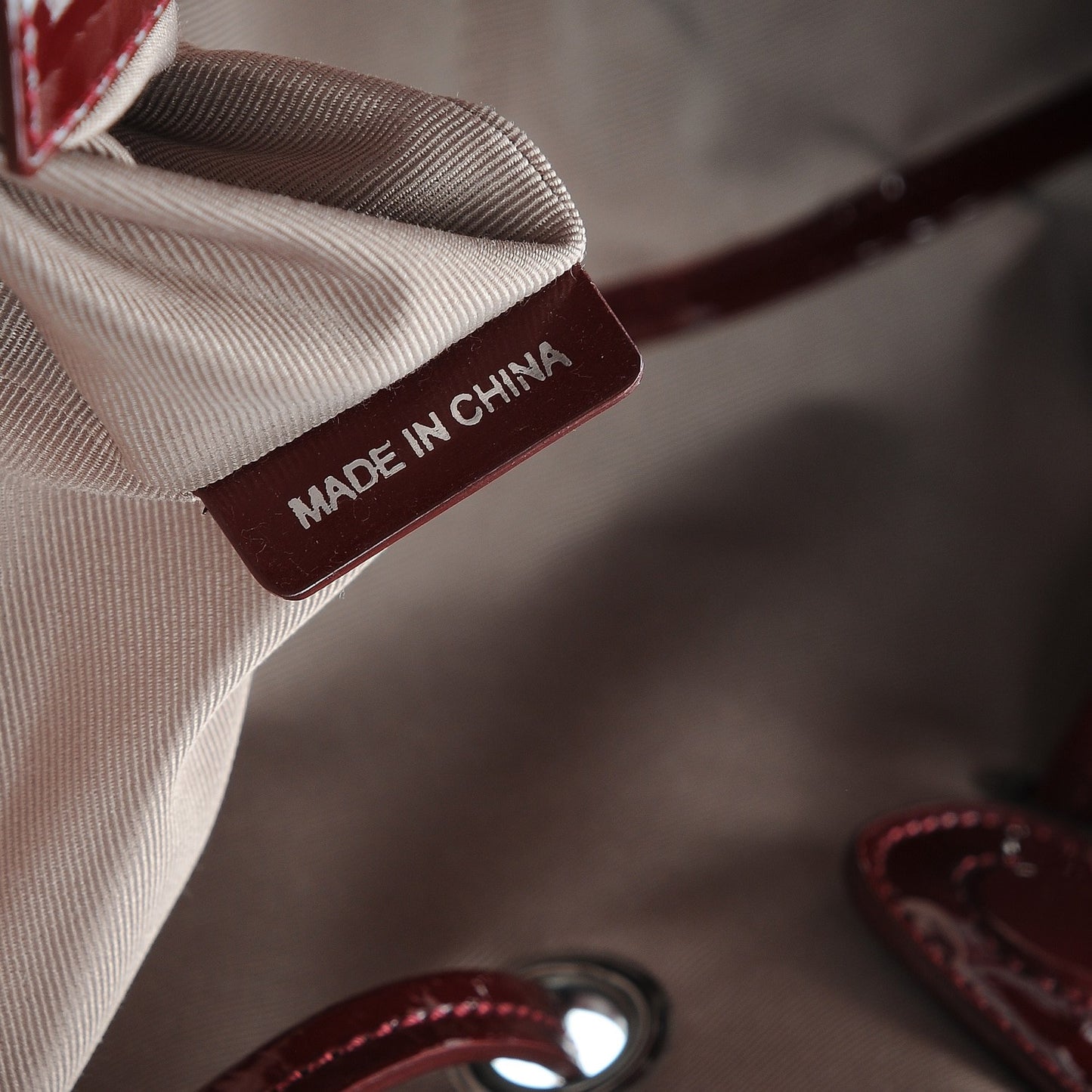 Supernova Check Drawstring Tote Berry Red
