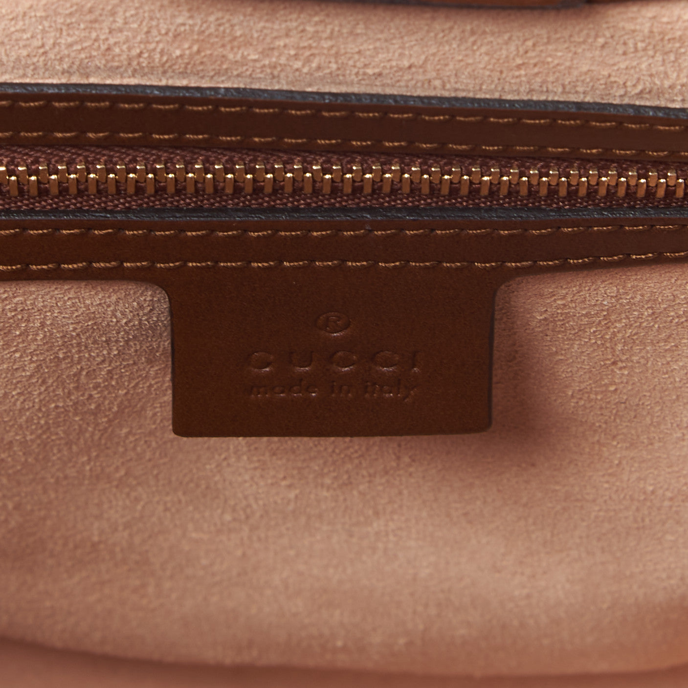 Soft GG Supreme Monogram Small Crossbody Tote Beige Cuir