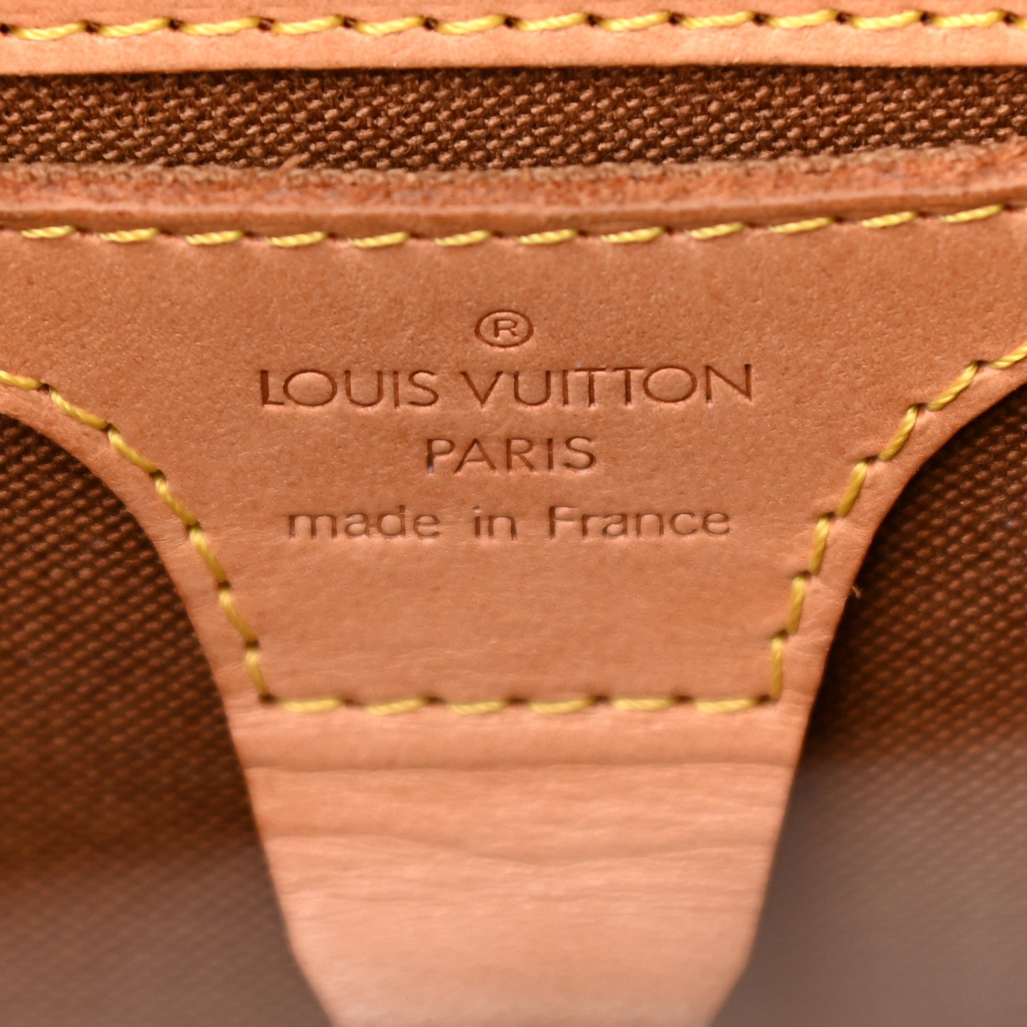Louis Vuitton Monogram Ellipse MM 6 of 9