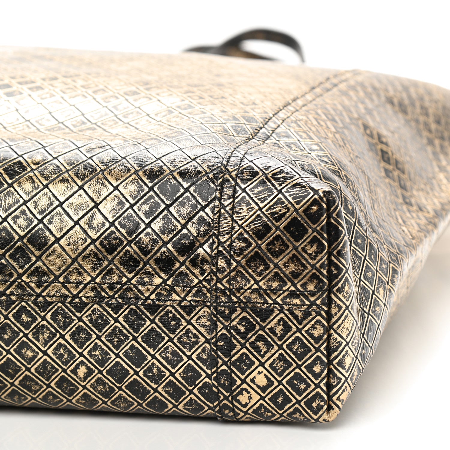 Bottega Veneta Calfskin Intrecciomirage Antique Tote Black Gold 8 of 8