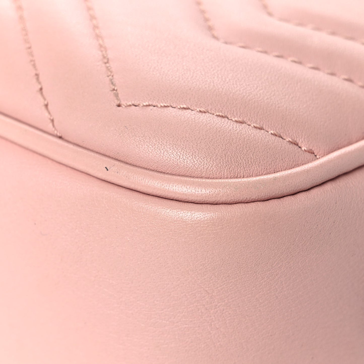 Calfskin Matelasse Mini GG Marmont Chain Shoulder Bag Perfect Pink