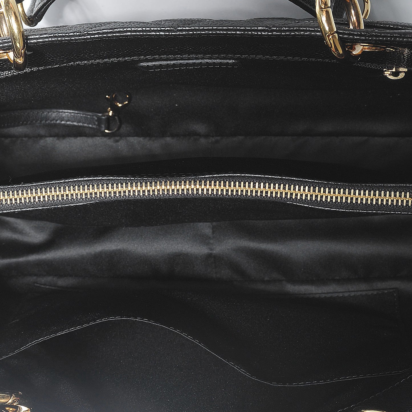 Caviar Grand Shopping Tote GST Black