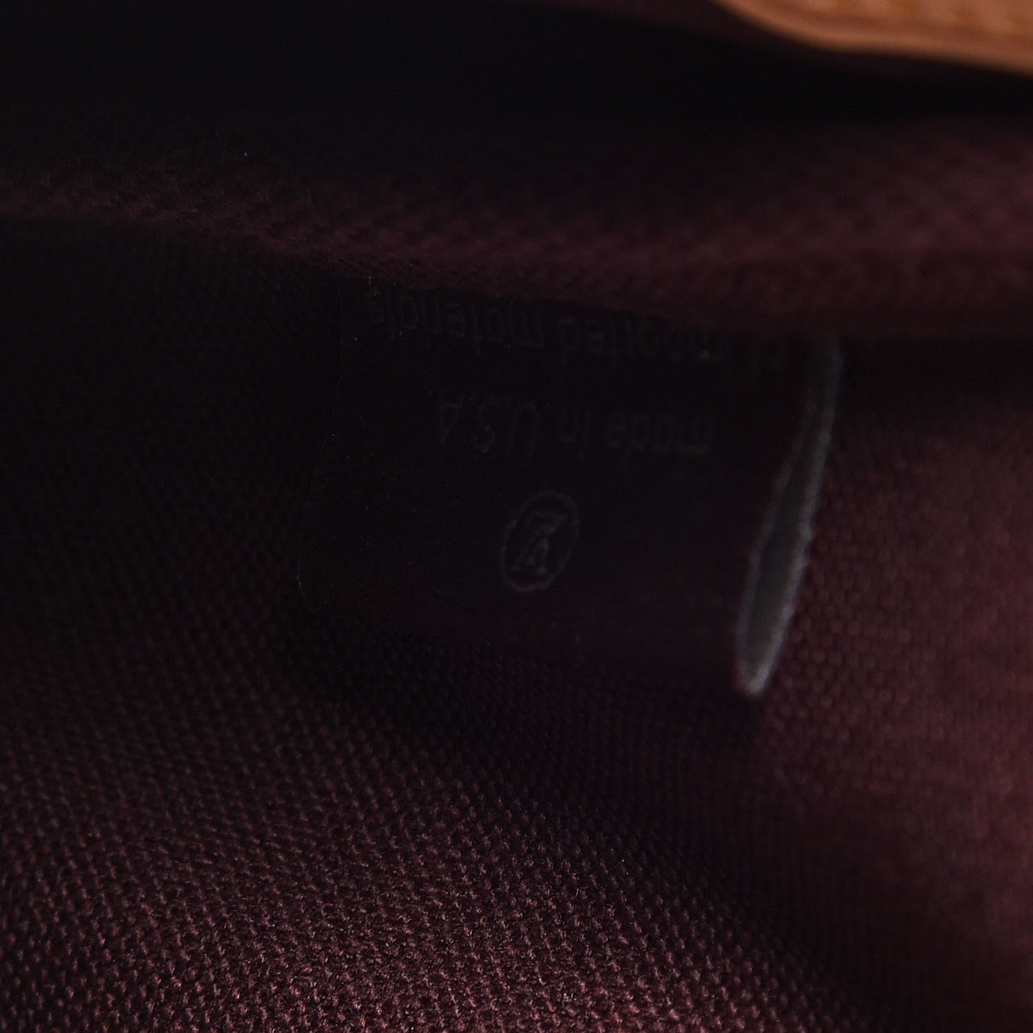 Louis Vuitton Monogram Favorite MM 7 of 8
