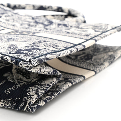 Christian Dior Canvas Embroidered Large Dioriviera Toile De Jouy Reverse Book Tote Blue 8 of 8