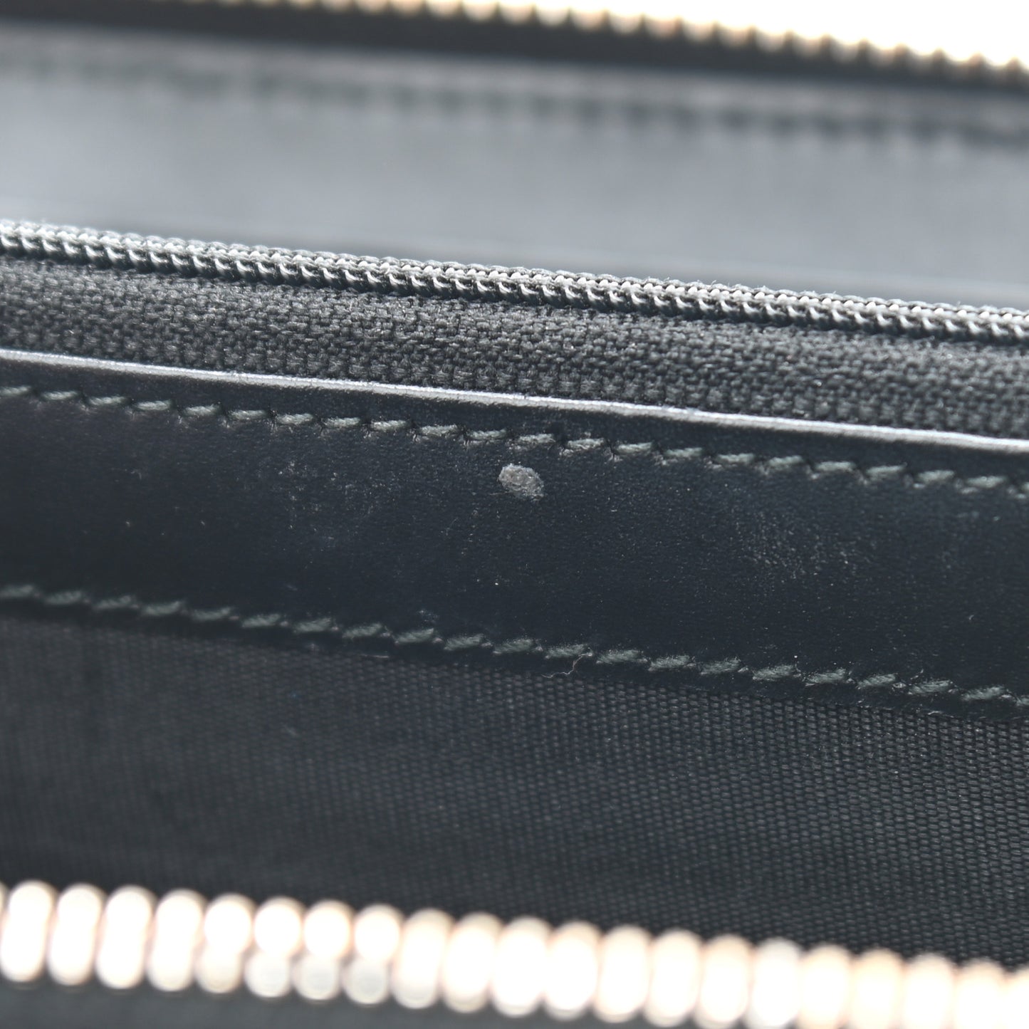 Guccissima Signature Zip Around Wallet Black