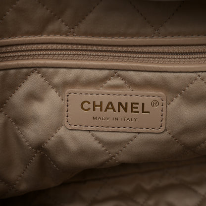Chanel Shiny Calfskin Quilted Small Chanel 22 White 8 of 11