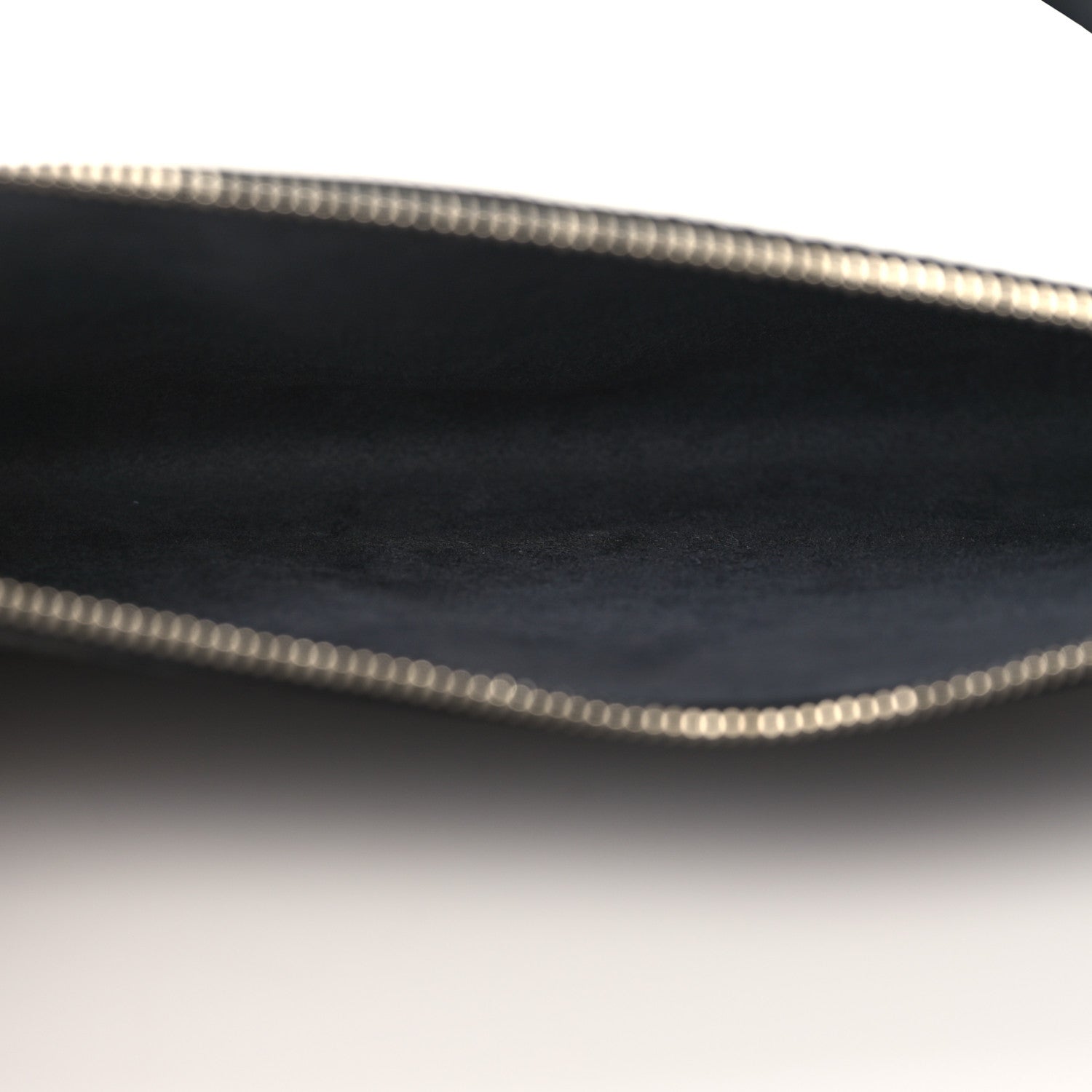 Louis Vuitton Epi Pochette Accessories 24 Black 5 of 8