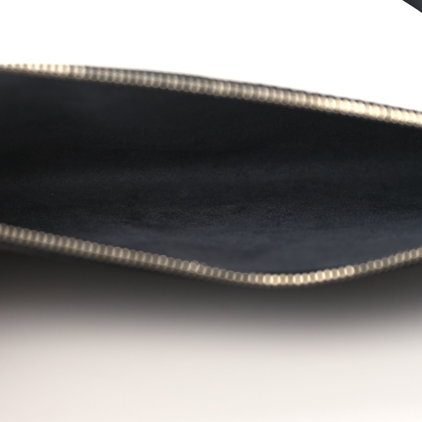 Epi Pochette Accessories 24 Black