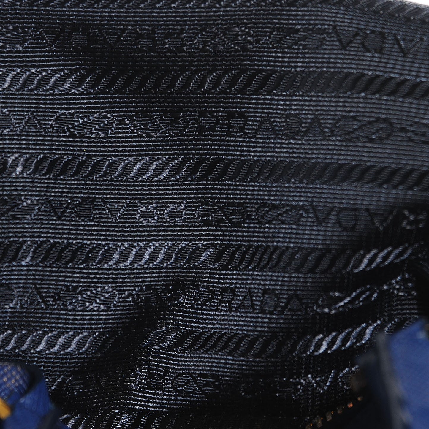 Saffiano Lux Small Promenade Bag Bleuette