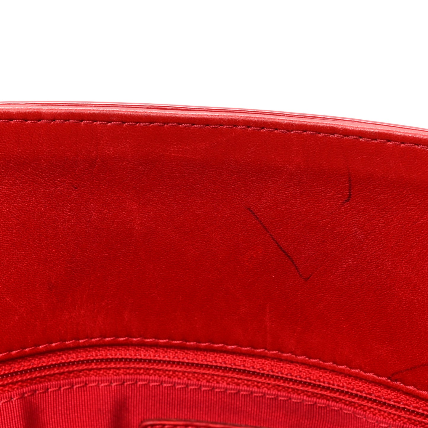 Vinyl Lipstick Ligne Tote Red