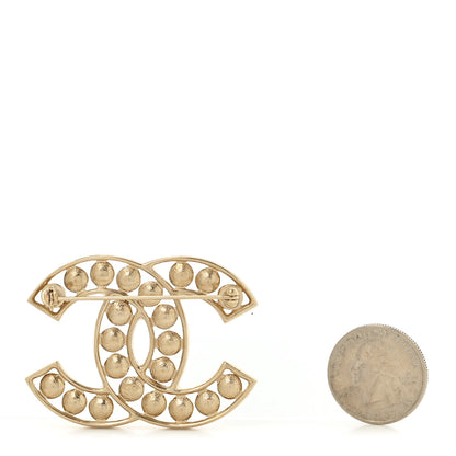 Chanel Pearl CC Brooch Light Gold 2 of 3