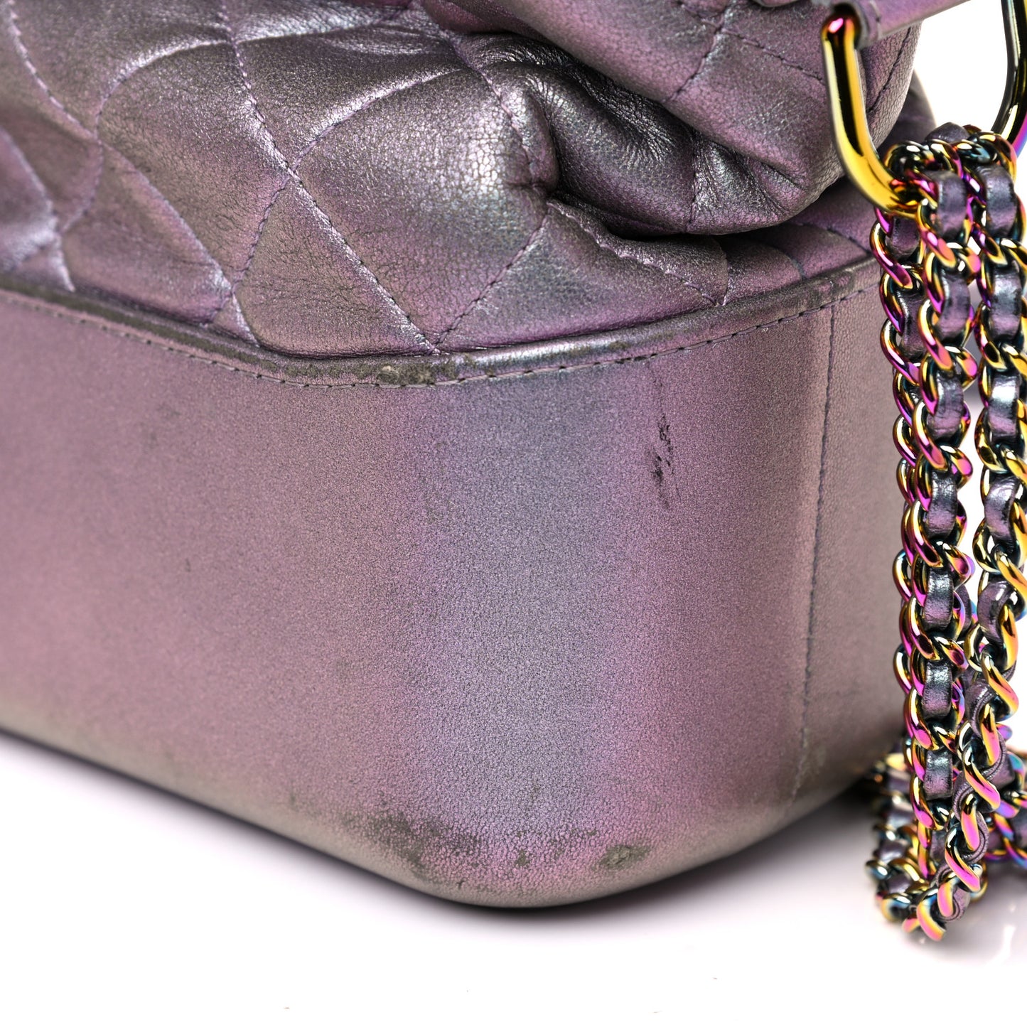 Iridescent Lambskin Calfskin Quilted Medium Gabrielle Hobo Light Purple