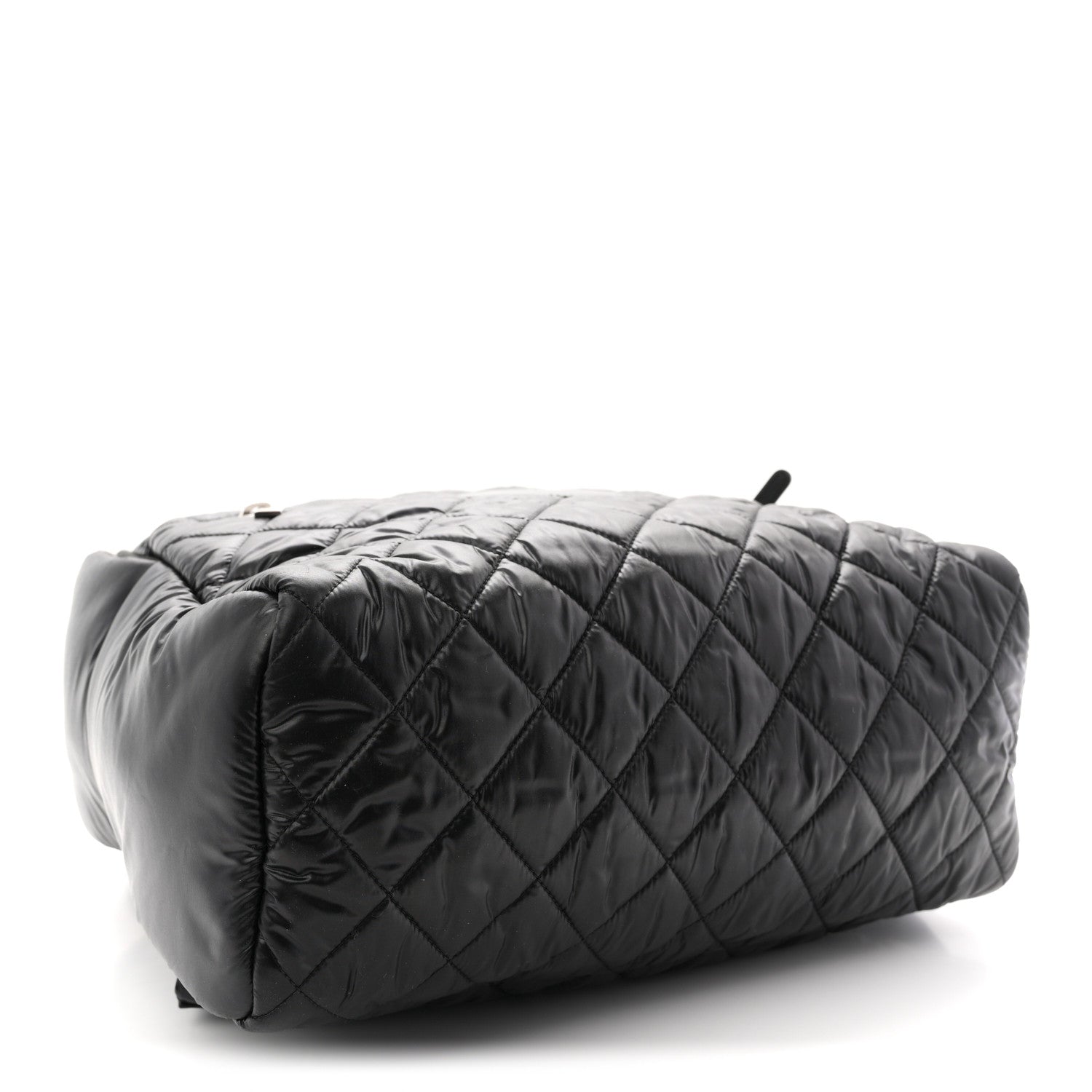 バッグ coco Chanel Nylon Quilted Coco Cocoon Backpack Black 1867506 – FASHIONPHILE