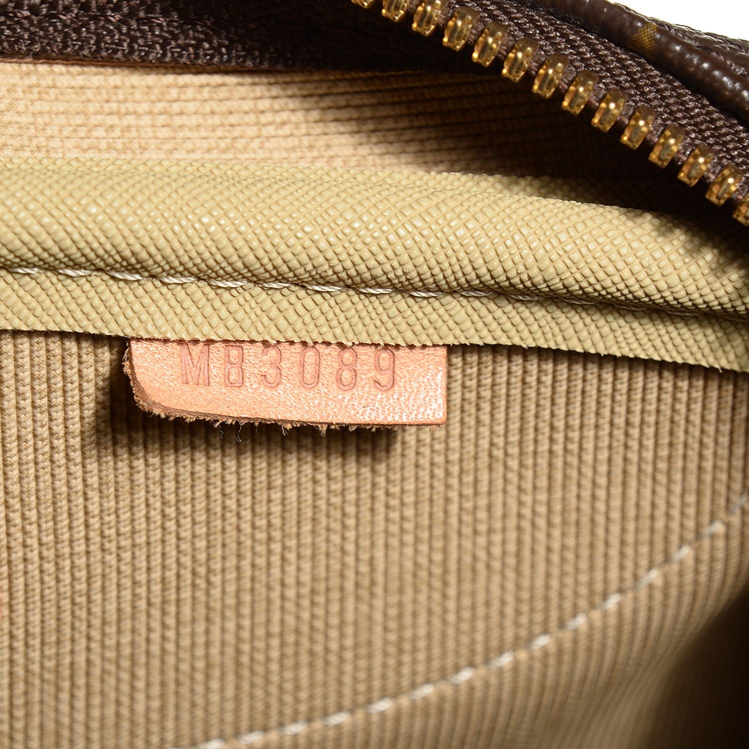 Louis Vuitton Monogram Evasion Sports Bag 7 of 7