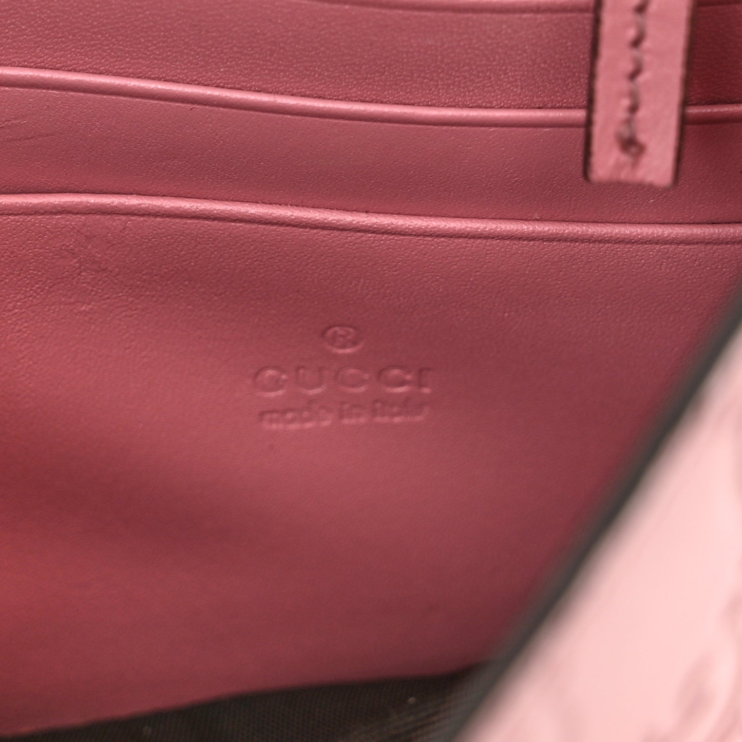 Guccissima Icon Chain Wallet Carmine Rose