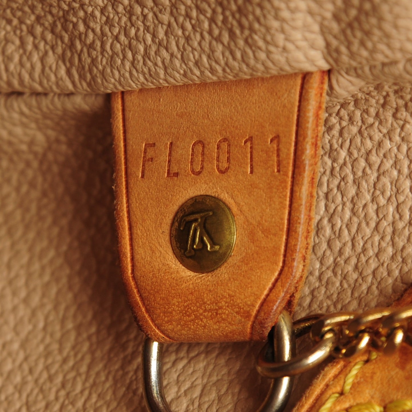 Monogram Petit Bucket 23