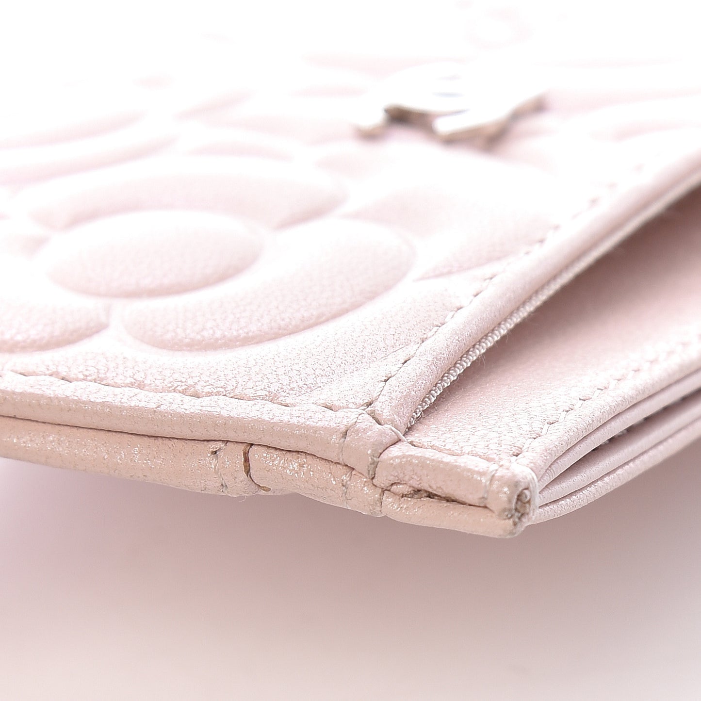 Lambskin Camellia Embossed Card Holder Nude