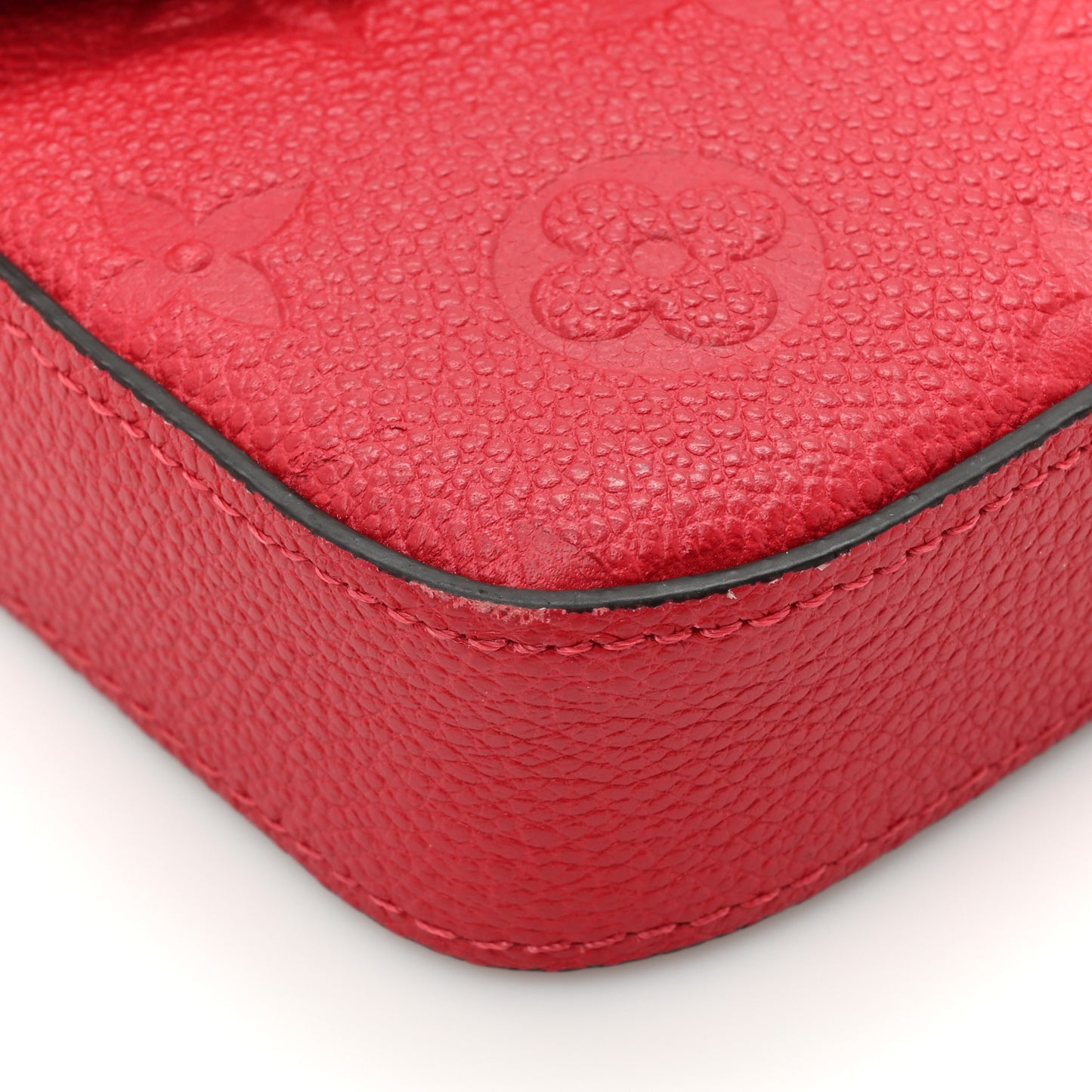 Empreinte Pochette Felicie Chain Wallet Scarlet