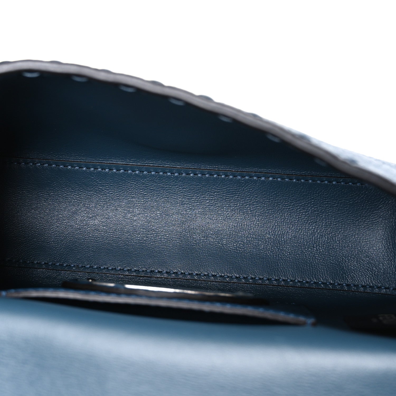 Fendi Cuoio Roma Sellerissima Nappa Sintetica Tape Stitch Mini Baguette Placca Argento 5 of 10