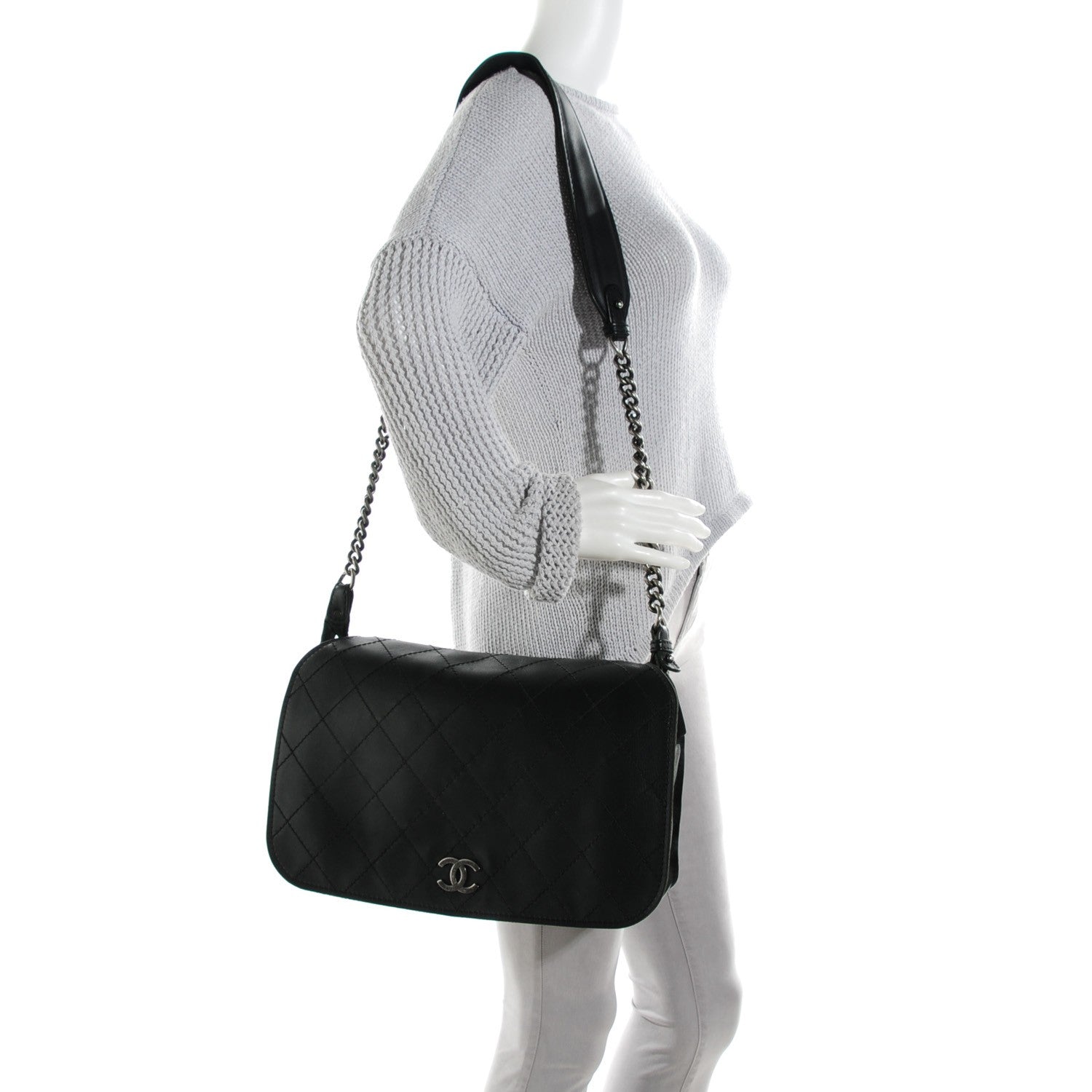 Chanel Calfskin Stitched Large Highlander Messenger Black 2 of 7