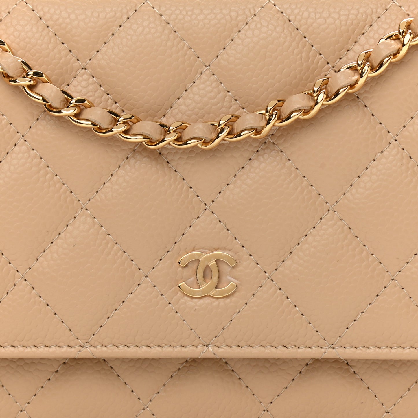 Caviar Quilted Wallet On Chain WOC Beige