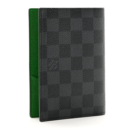 Louis Vuitton Damier Graphite My LV Heritage Passport Cover Vert Vert Anglais 3 of 6