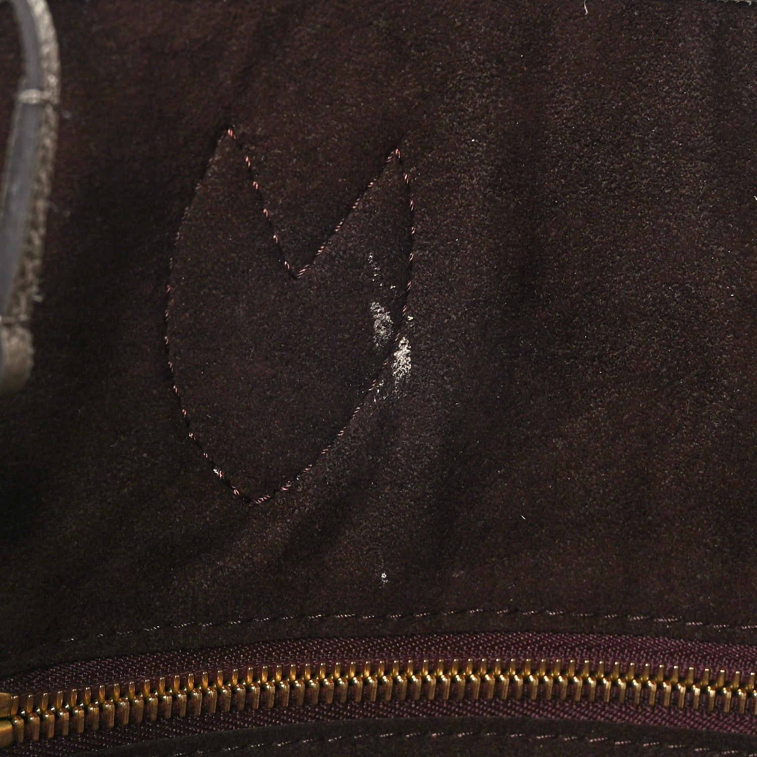 Louis Vuitton Empreinte Monogram Giant Neverfull MM Tourterelle 9 of 10