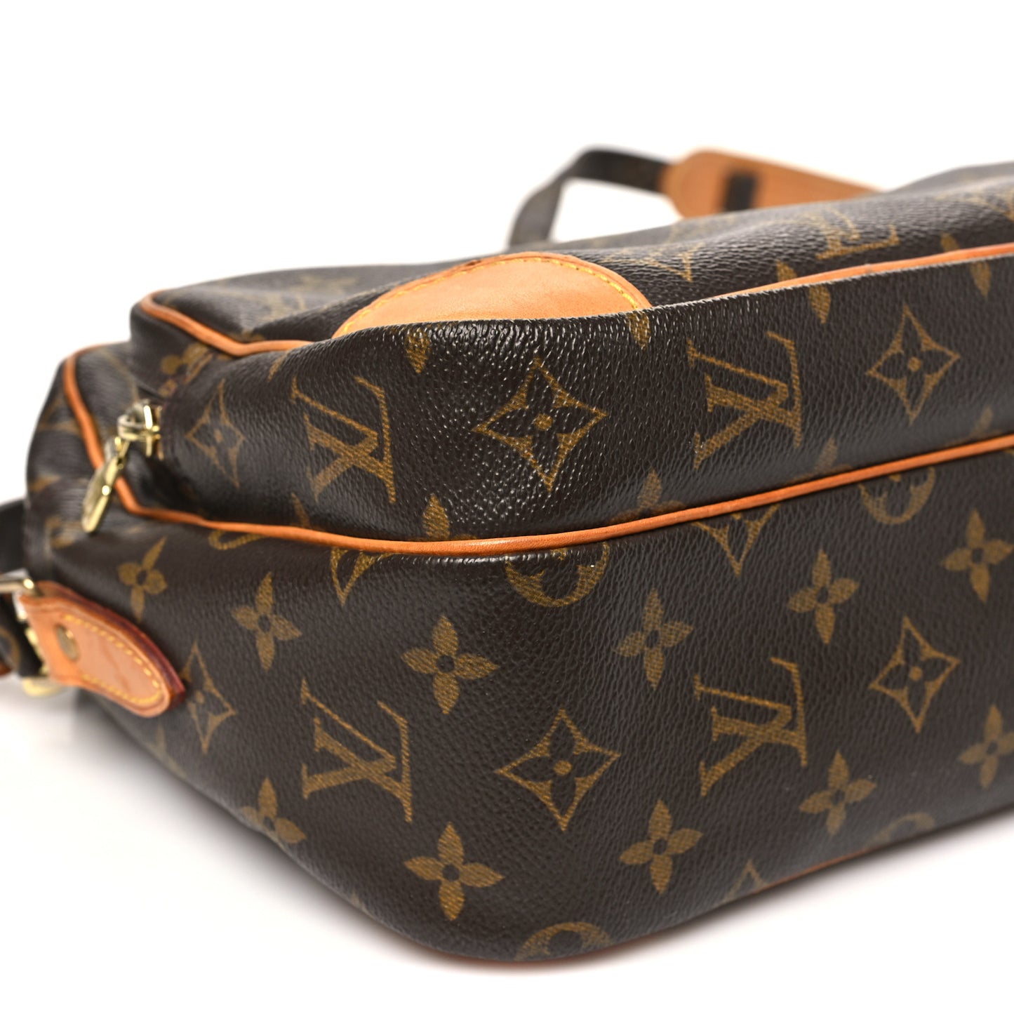 Monogram Nil 28