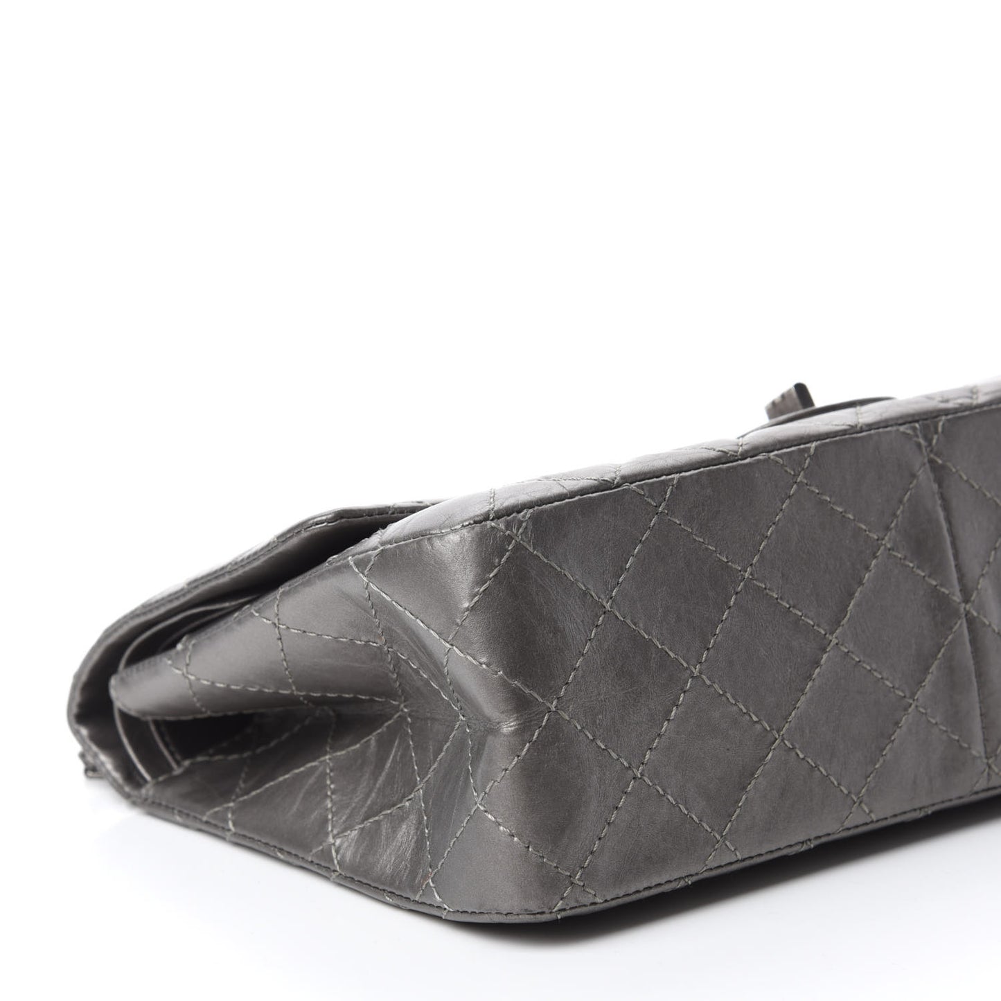 Metallic Aged Calfskin Quilted 2.55 Reissue 226 Flap Silver