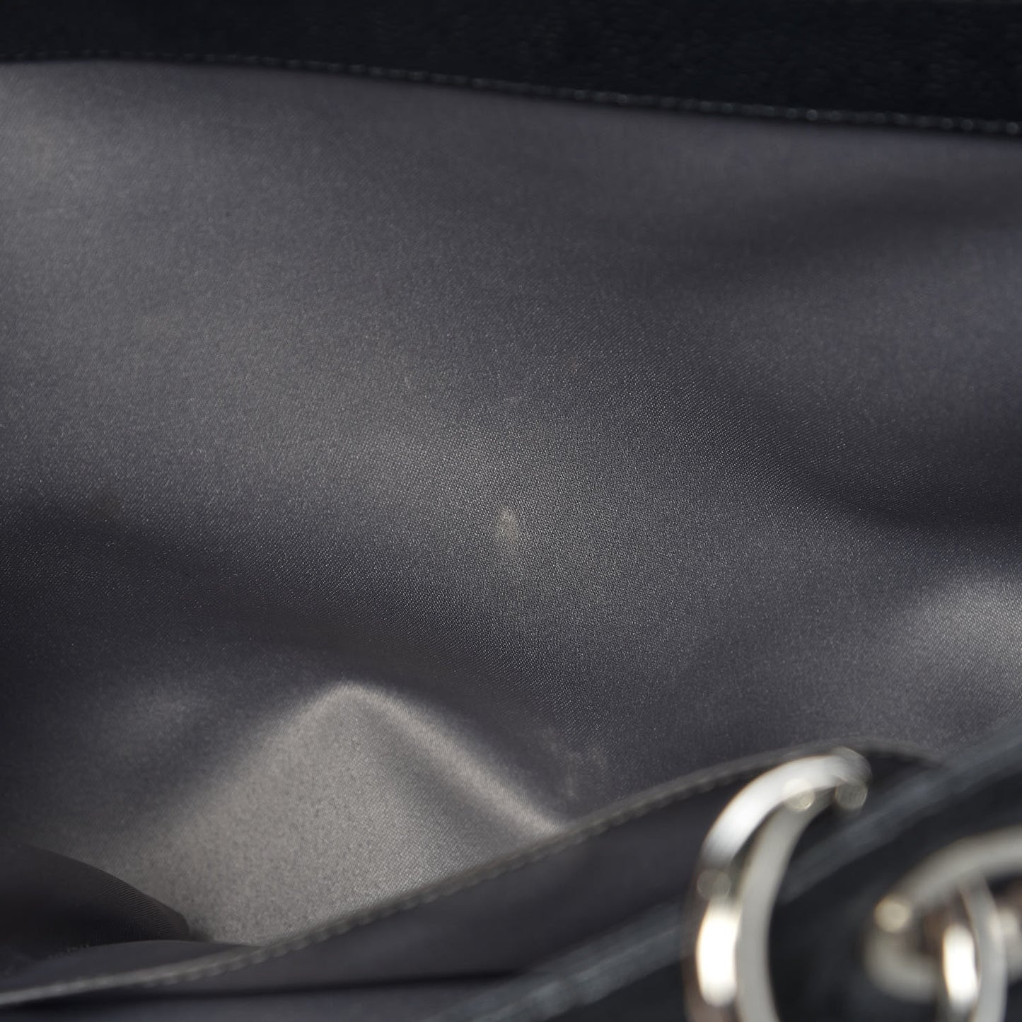 Caviar Quilted XL Grand Shopping Tote GST Black