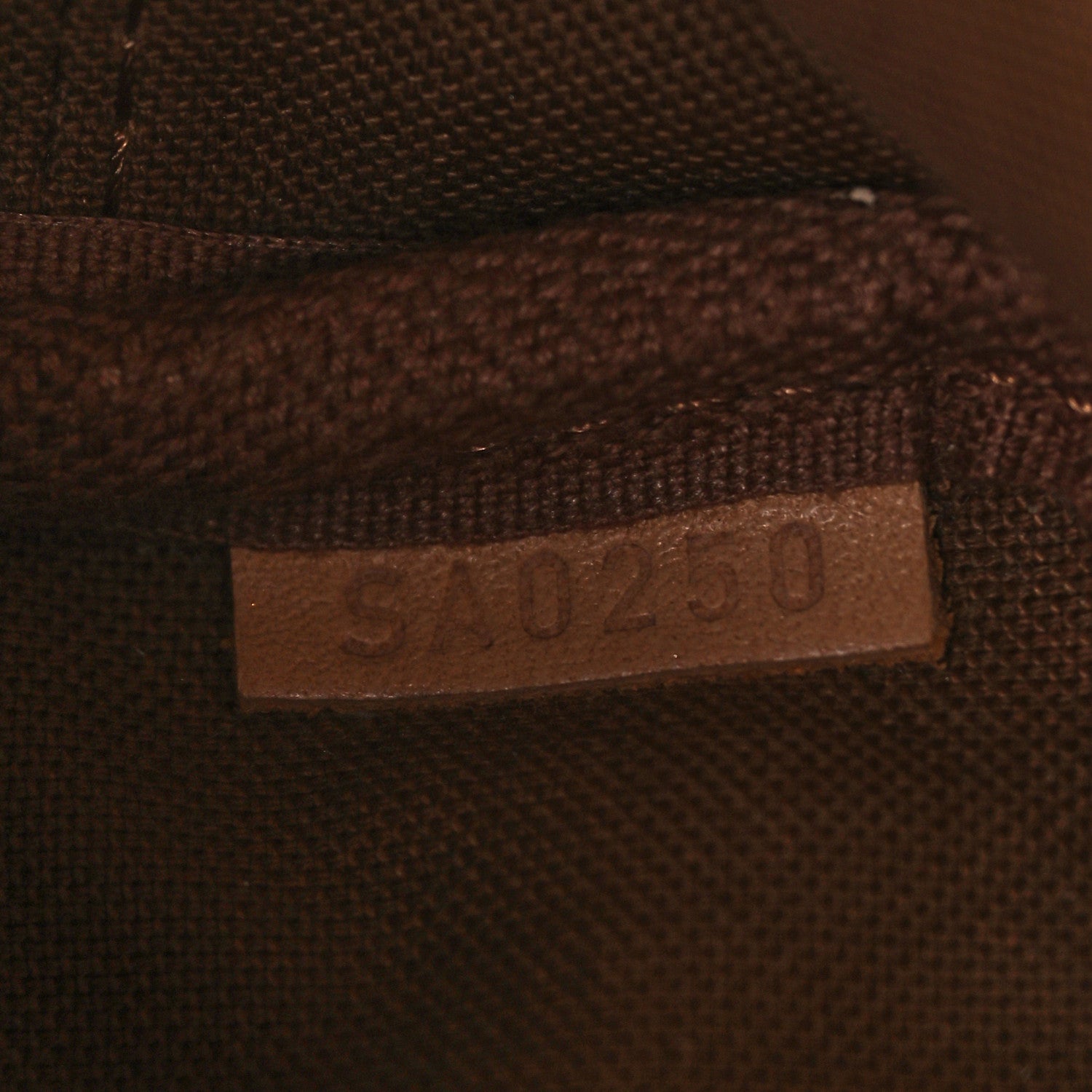 Louis Vuitton Monogram Nano Noe 7 of 9