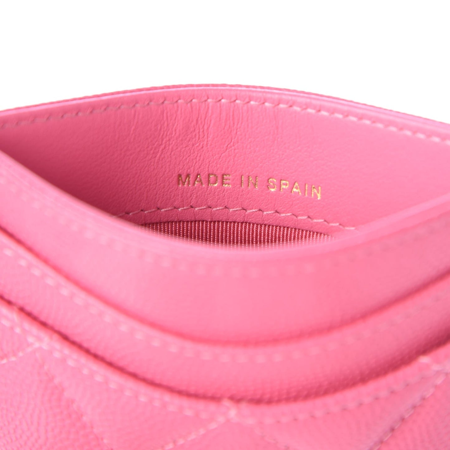 Caviar Quilted Card Holder Pink
