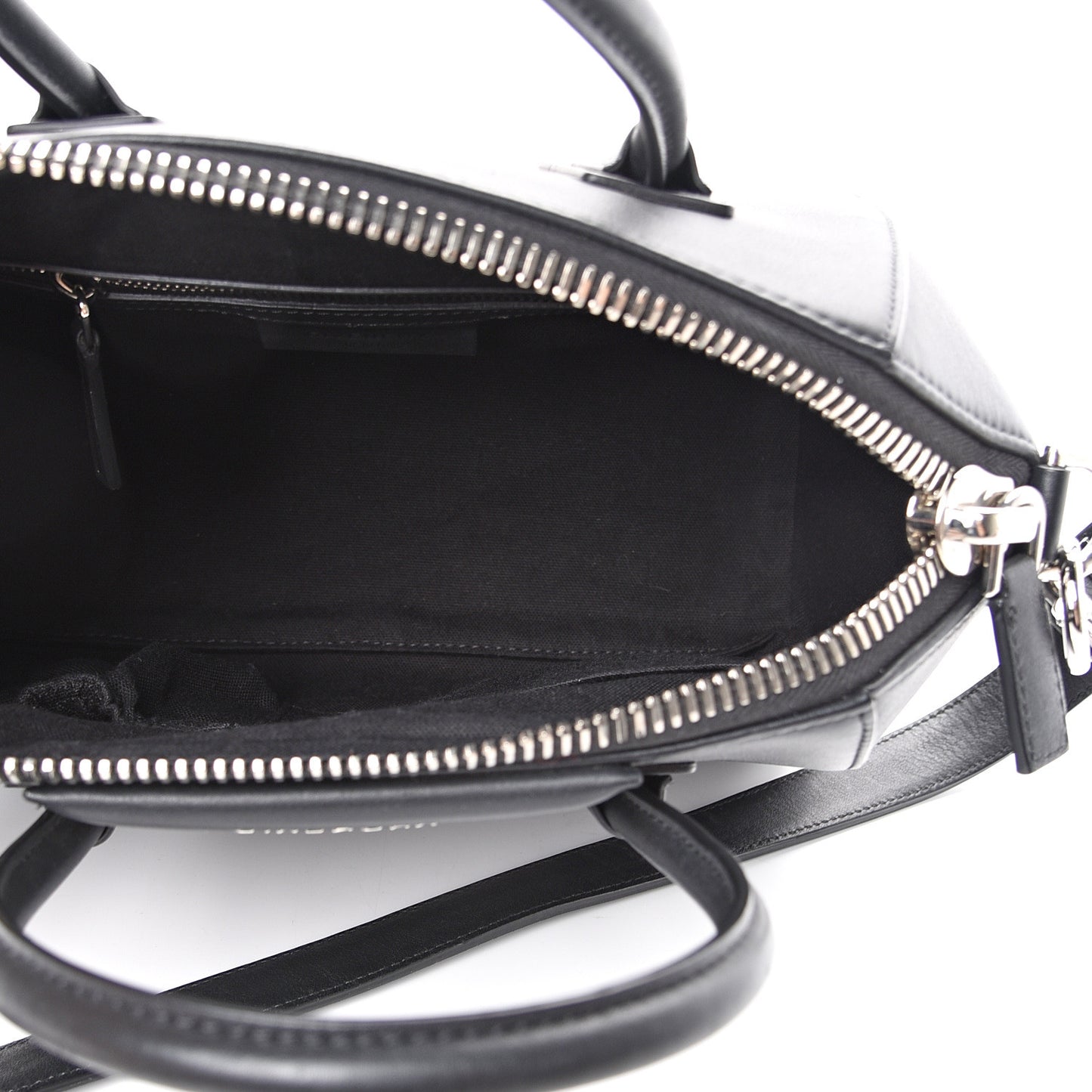 Calfskin Small Antigona Black