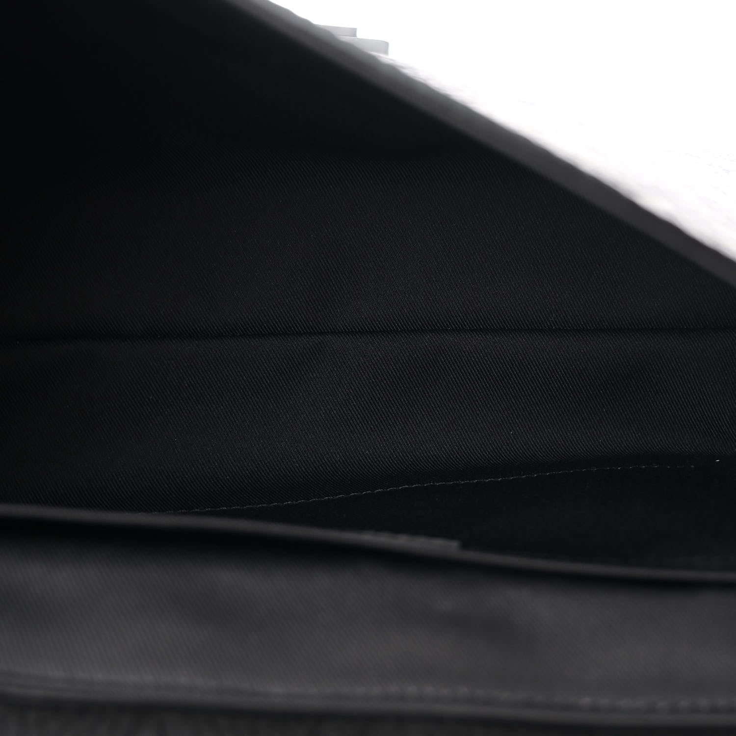 Louis Vuitton Taurillon Monogram S-Cape Messenger Black 5 of 9