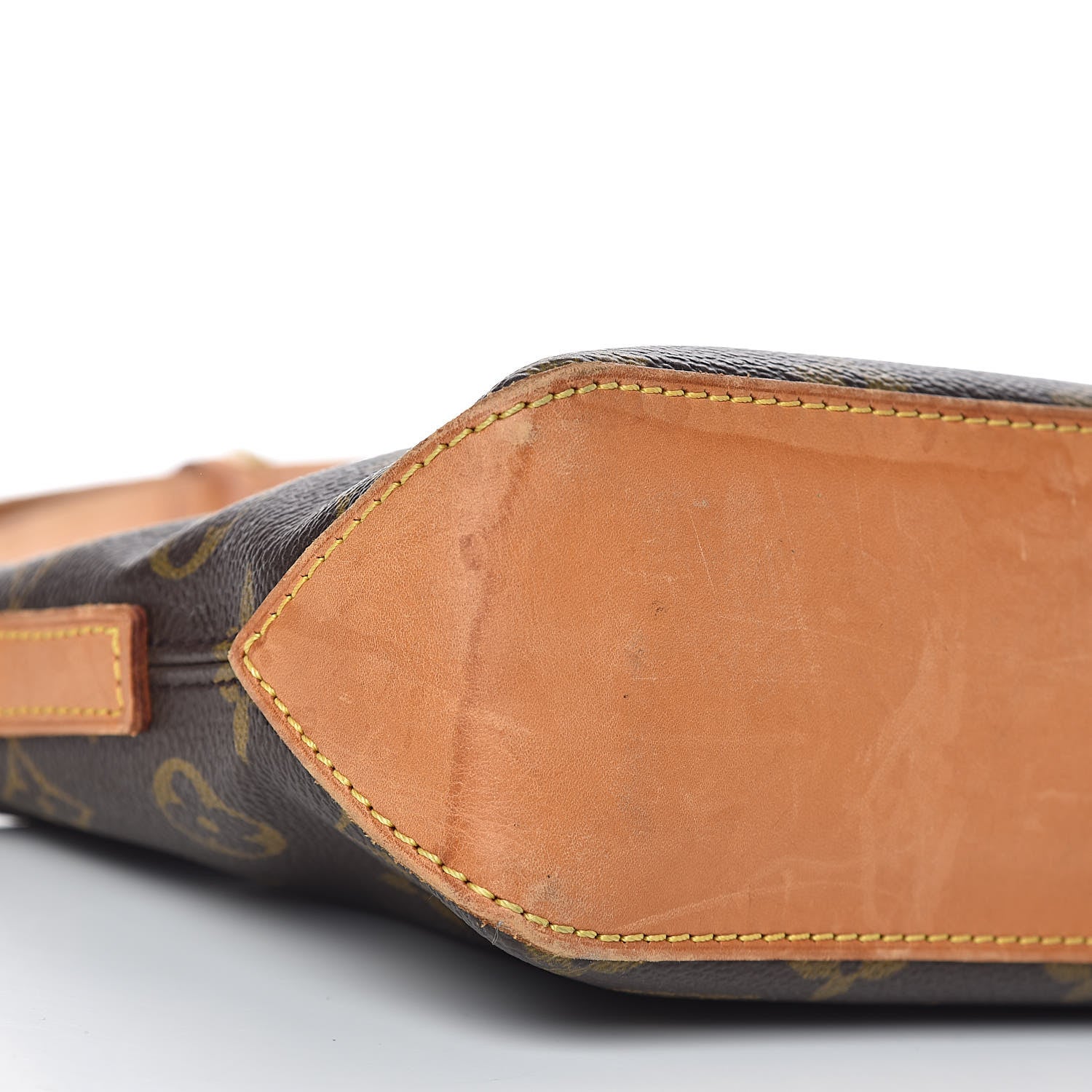 Louis Vuitton Monogram Trotteur 9 of 17