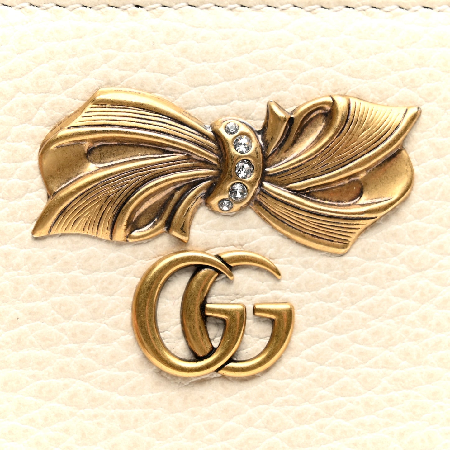 Calfskin GG Marmont Bow Zip Around Wallet Ivory