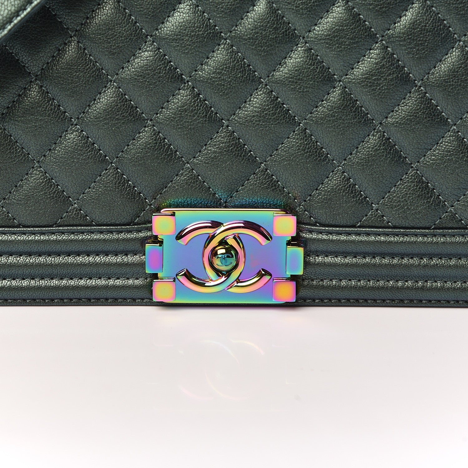 Chanel Iridescent Goatskin Quilted Medium Boy Flap Green 10 of 10