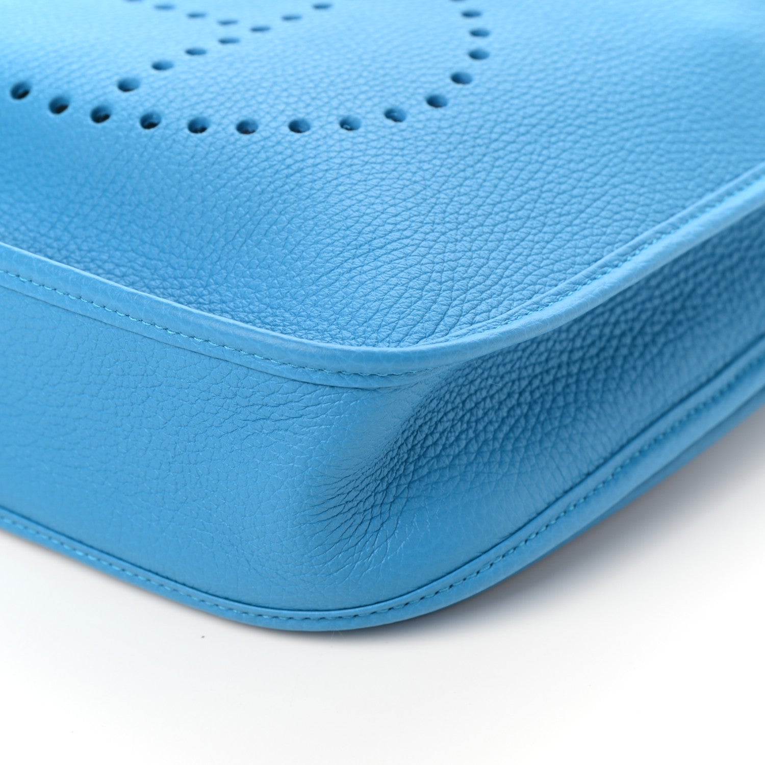 Hermes Taurillon Clemence Evelyne III PM Bleu Frida 9 of 9