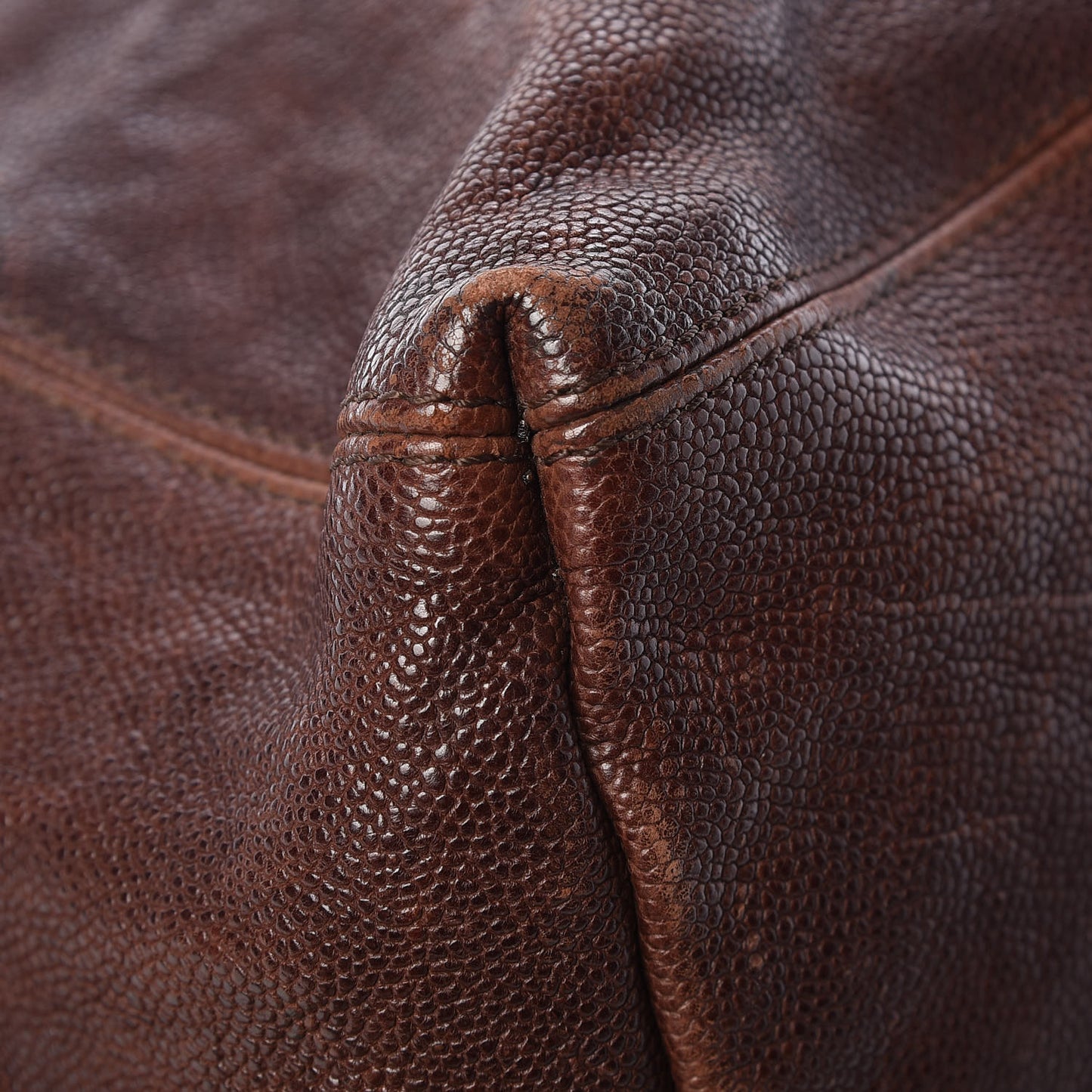 Distressed Caviar XL Coco Cabas Brown