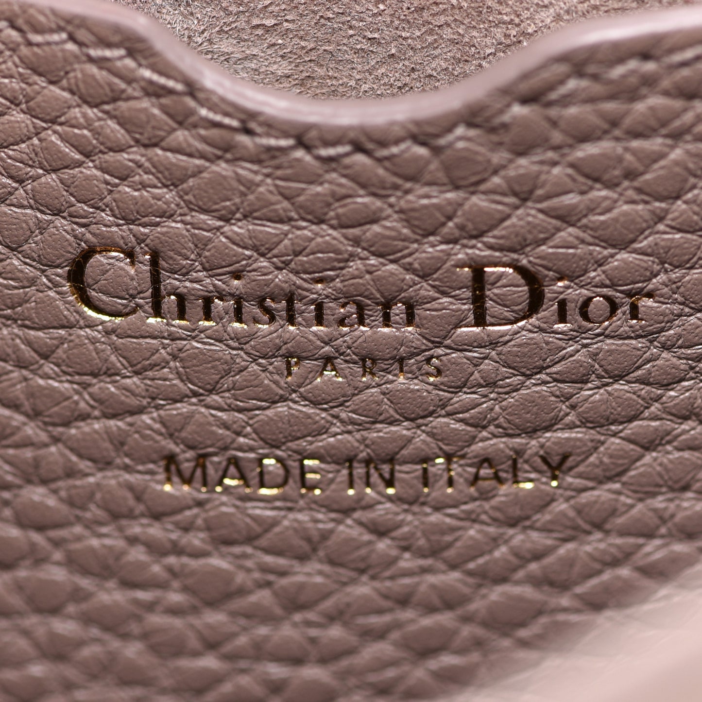 Grained Calfskin Medium Bobby Flap Warm Taupe
