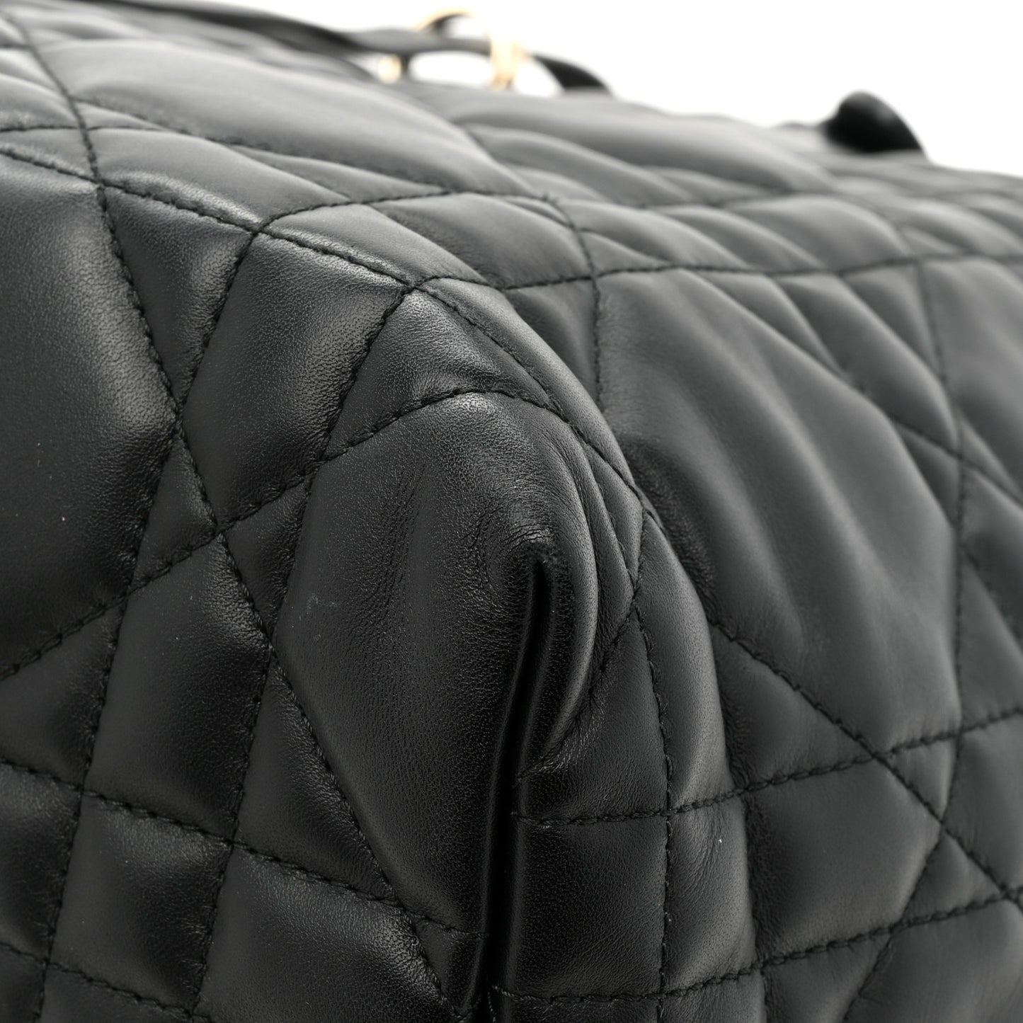 Calfskin Macrocannage Medium Toujours Black