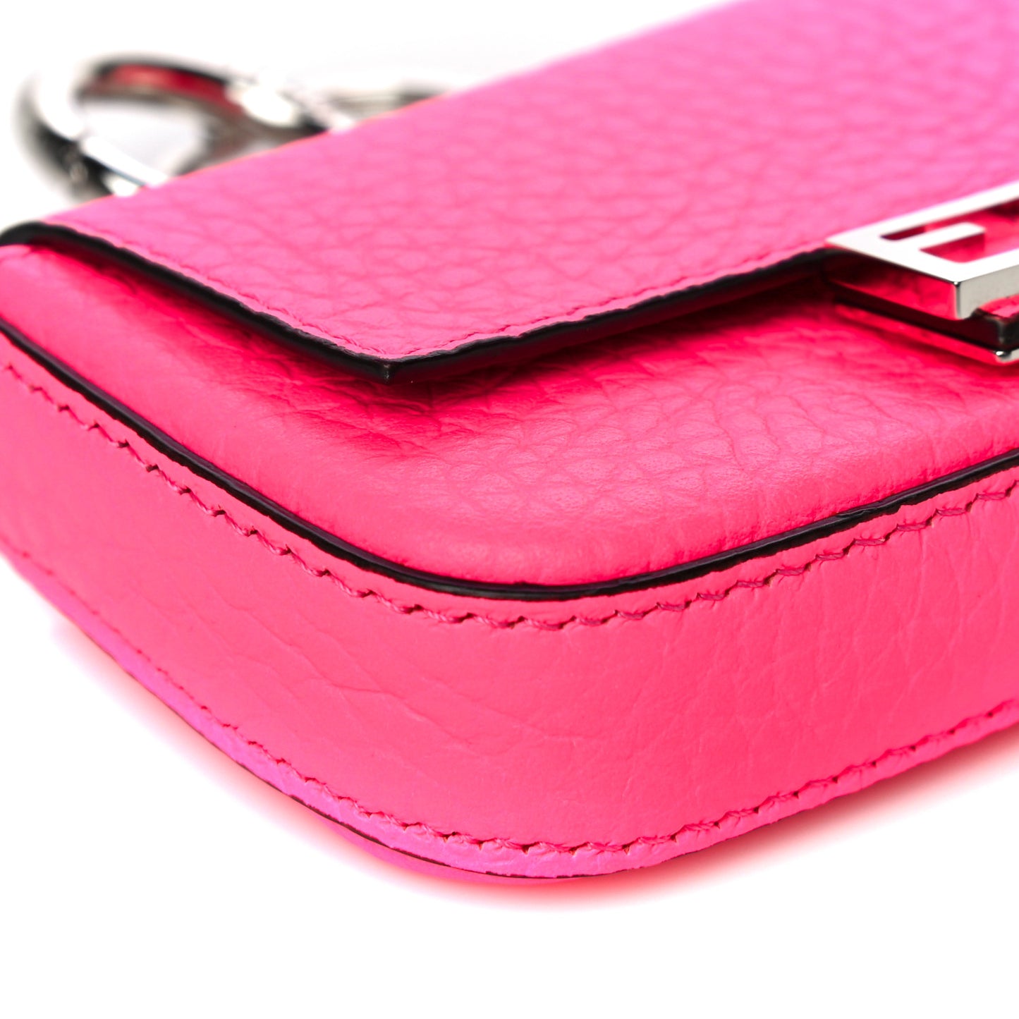 Cuoio Romano Micro Baguette Charm Rosa Fluo