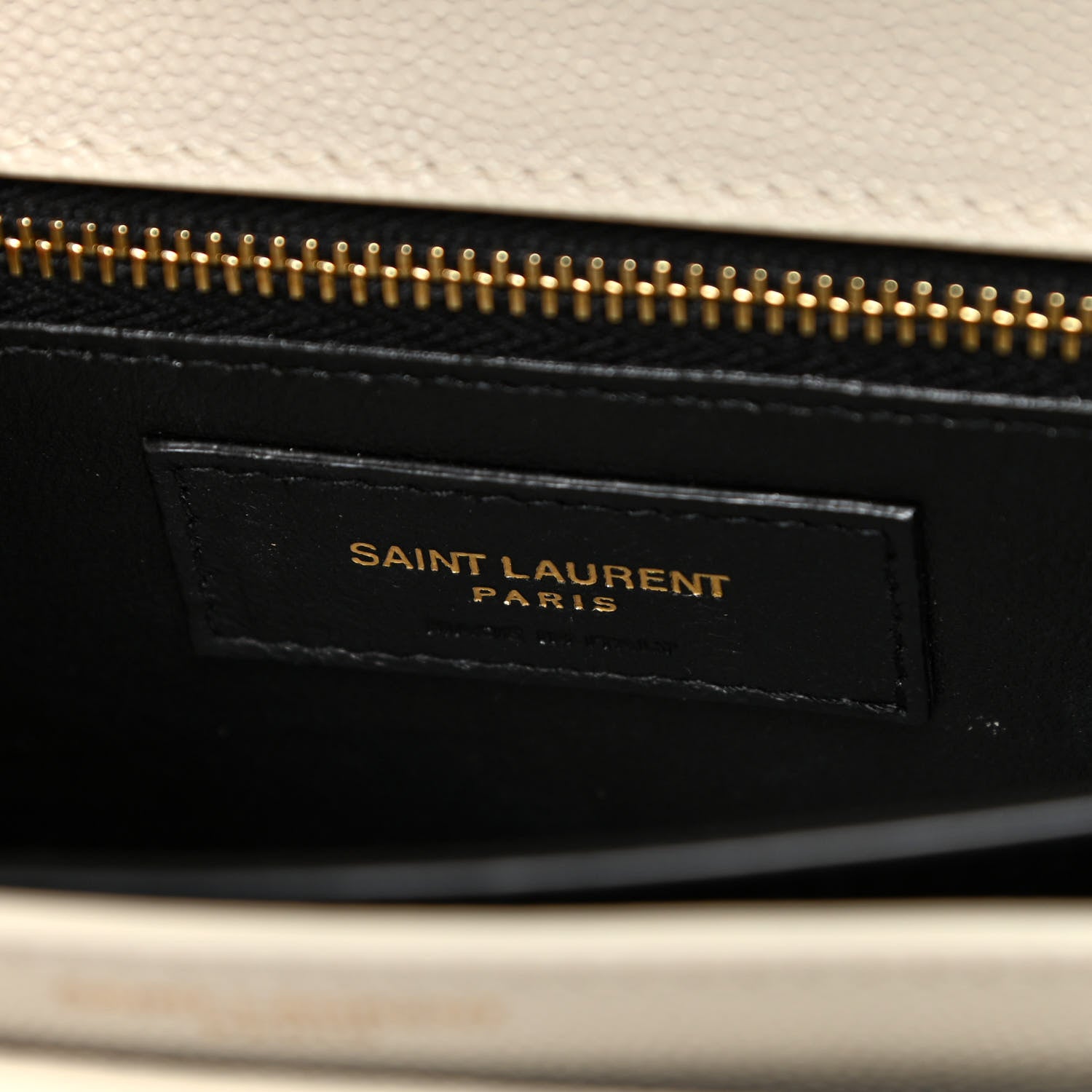 Saint Laurent Grain De Poudre Monogram Cassandra Clasp Bag Vintage White 6 of 18