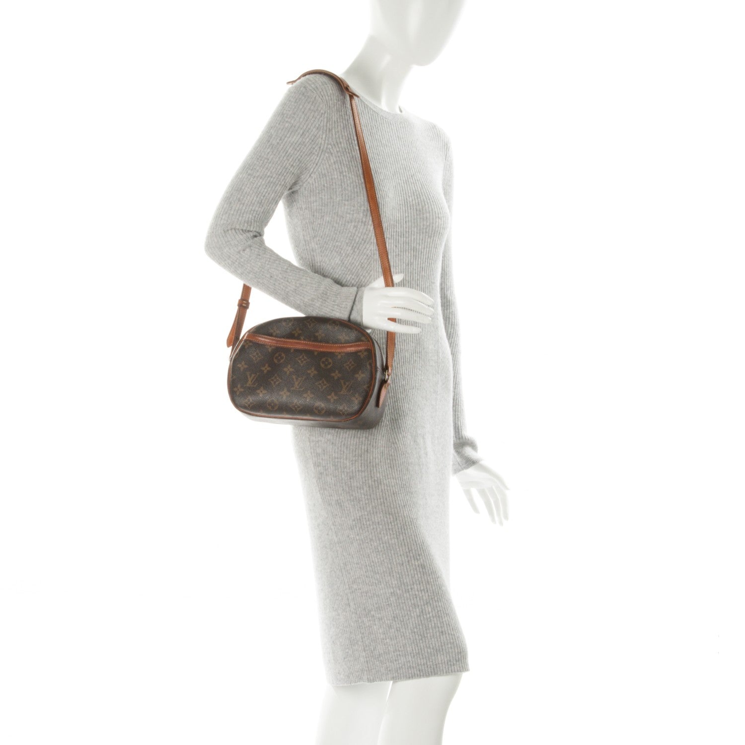 Louis Vuitton Monogram Blois 2 of 8