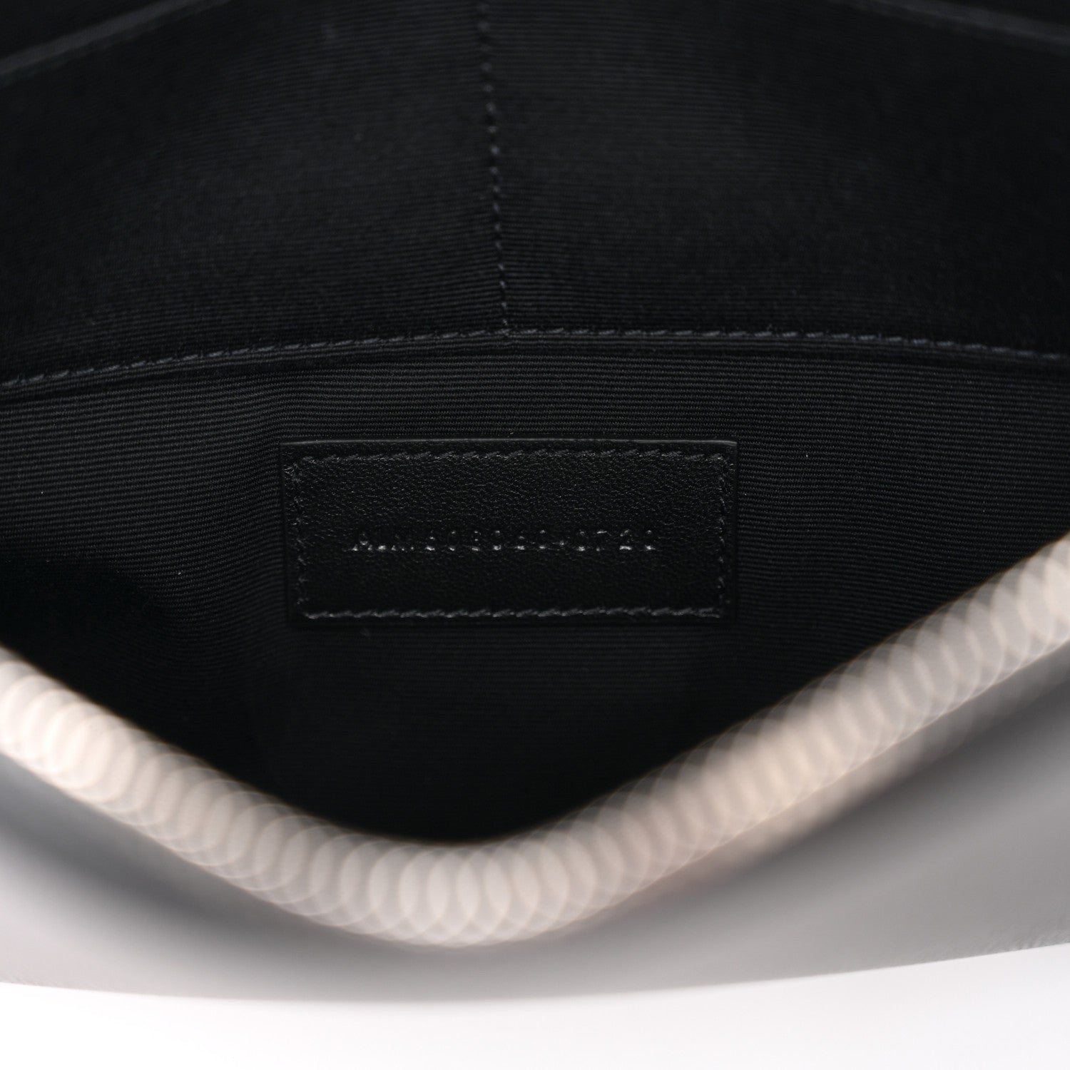 Saint Laurent Grain De Poudre Catherine Wristlet Pouch Pebble 7 of 9