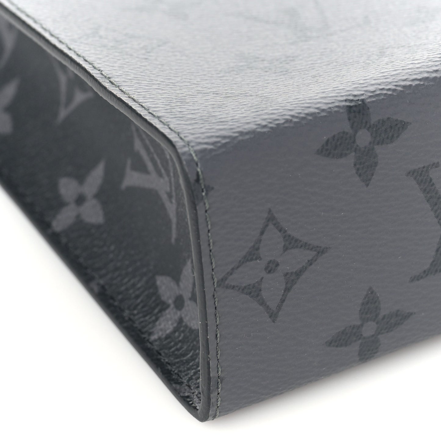 Monogram Eclipse Reverse Pochette Voyage MM